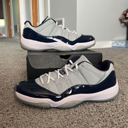 Retro 11 Low βGeorgetown β