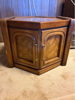 Hexagon end table/coffee table
