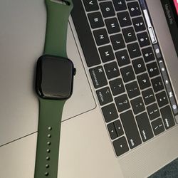 Apple Watch Series 7