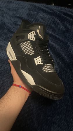 White thunder Jordan 4 size 10