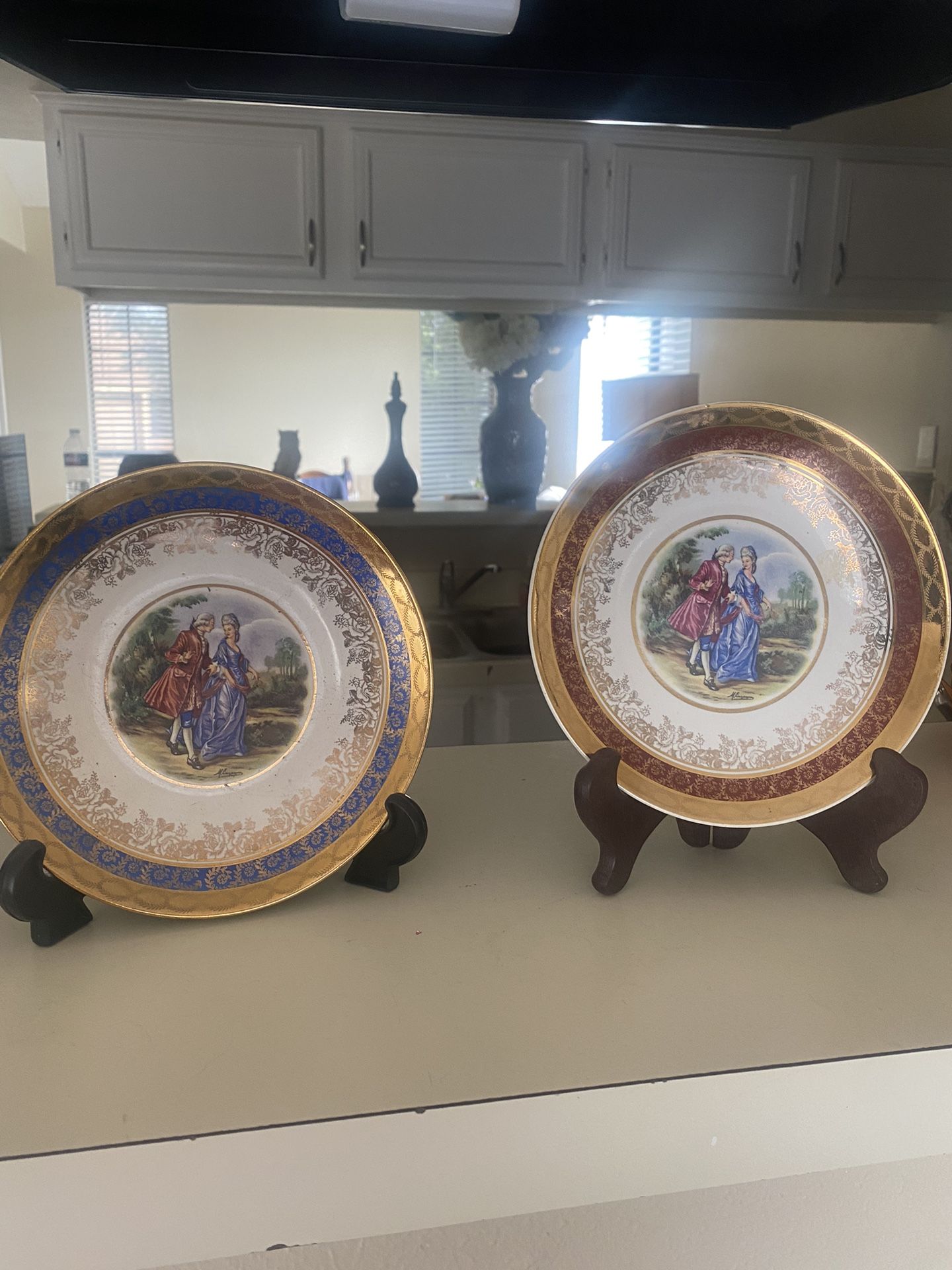 Vntg UPS SUMER BANK Turkish Porcelain Plate