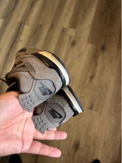 Jordan 4s