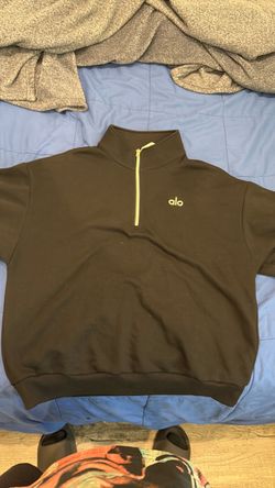 Black alo quarter zip (size small)