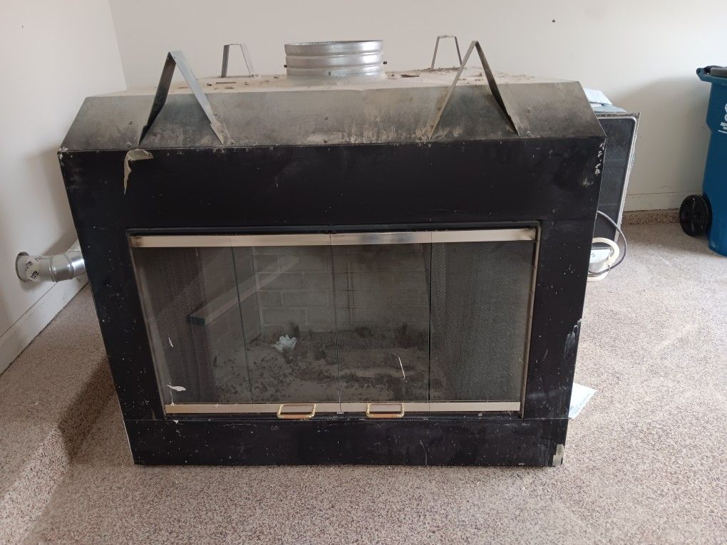 Fireplace Indor Vanted Gas and wood