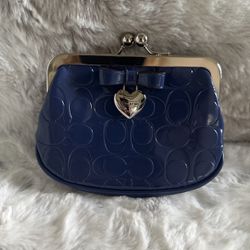 Coach Patent Leather Kiss  Lock Coin Purse (NEW)