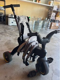 Doona Tricycle - all parts included- like new