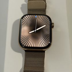 Apple Watch Series 10 Gold Titanium 46mm S/M CEL