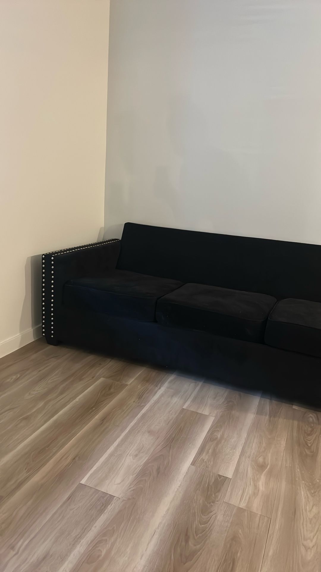 Black American Furniture Couch