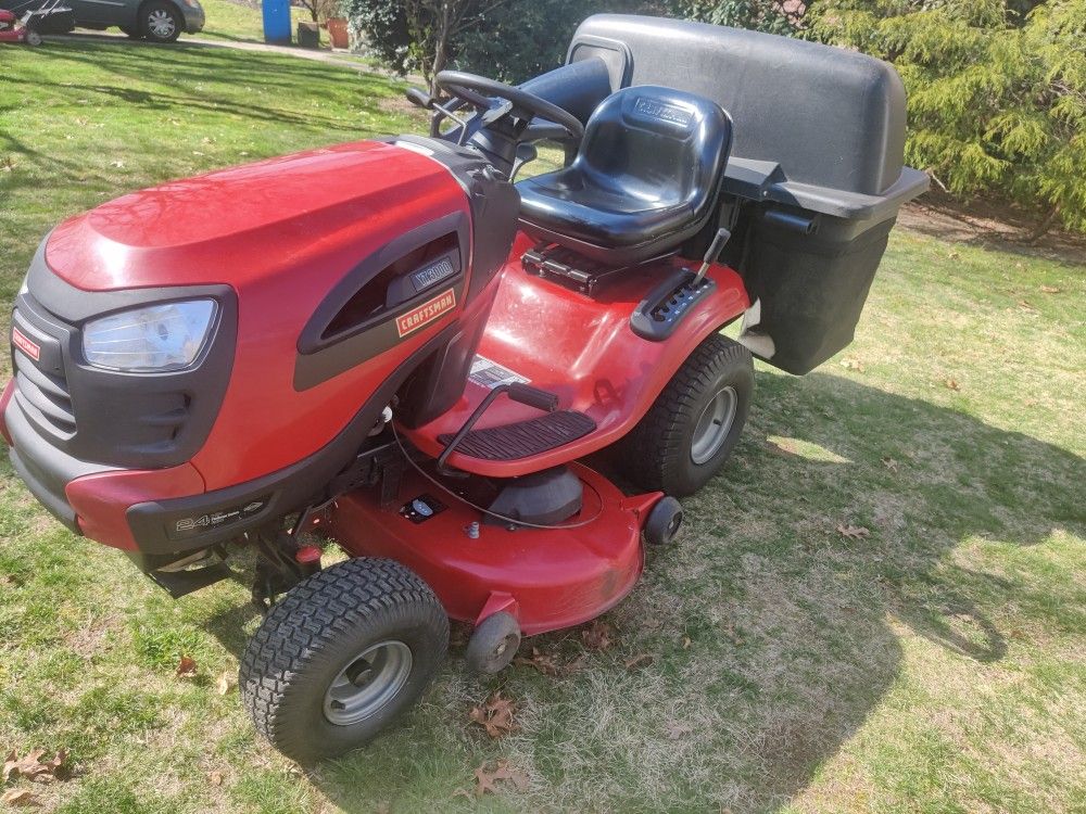 Craftsman YT3000,21 HP PLATINUM ENGINE, AUTOMATIC TRANSMISSION