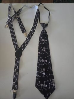 Skelleton tie and suspender set