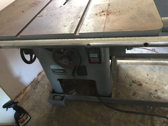 Rockwell/Delta Unisaw cabinet Tablesaw 220v