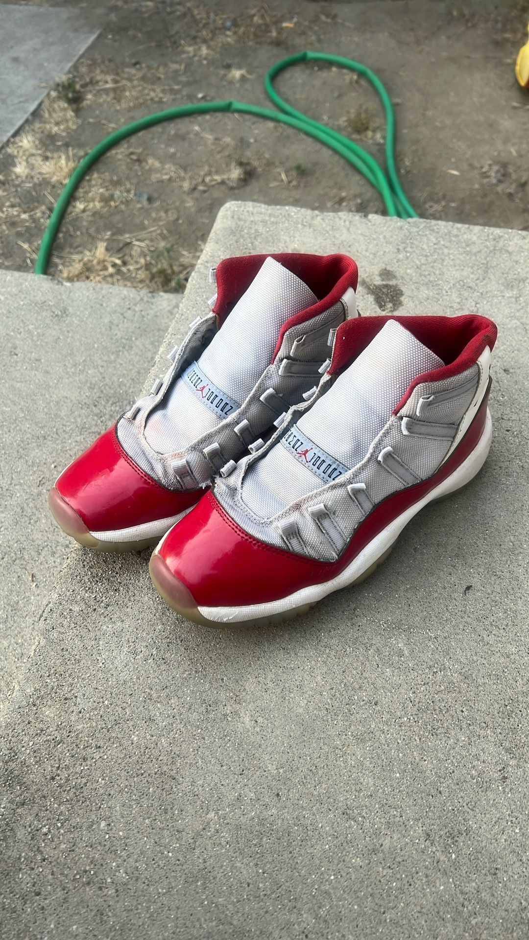 Jordan 11 Cherry Red