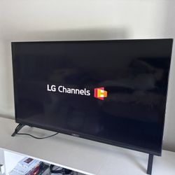 LG Smart TV 43” (модель 43UA7100AUB) 