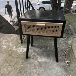 Nightstand  / End Table - I CAN DELIVER 