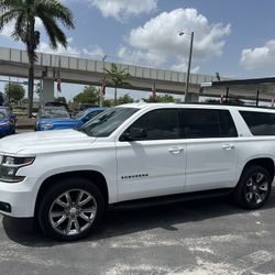 2019 Chevy Suburban LT
