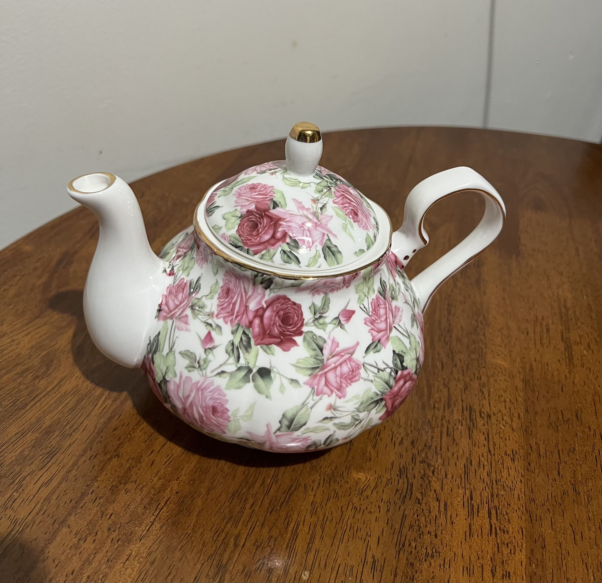 NEW Teapot