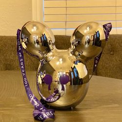 Disneyland Popcorn Buckets and Sipper