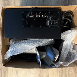 Computer-Logitech Surround Sound Speaker System 