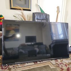 Amazon Fire TV 55" 4-Series 4K UHD smart TV with Alexa Voice