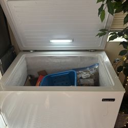 mahoc chef deep freezer