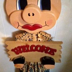 Country Style Pig Welcome Sign