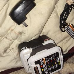 Ryobi 12 Volt 5ma Battery And Charger