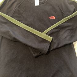 Men’s The North face Sweater