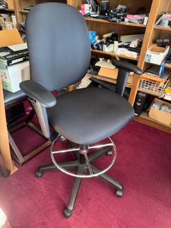 Task Stool