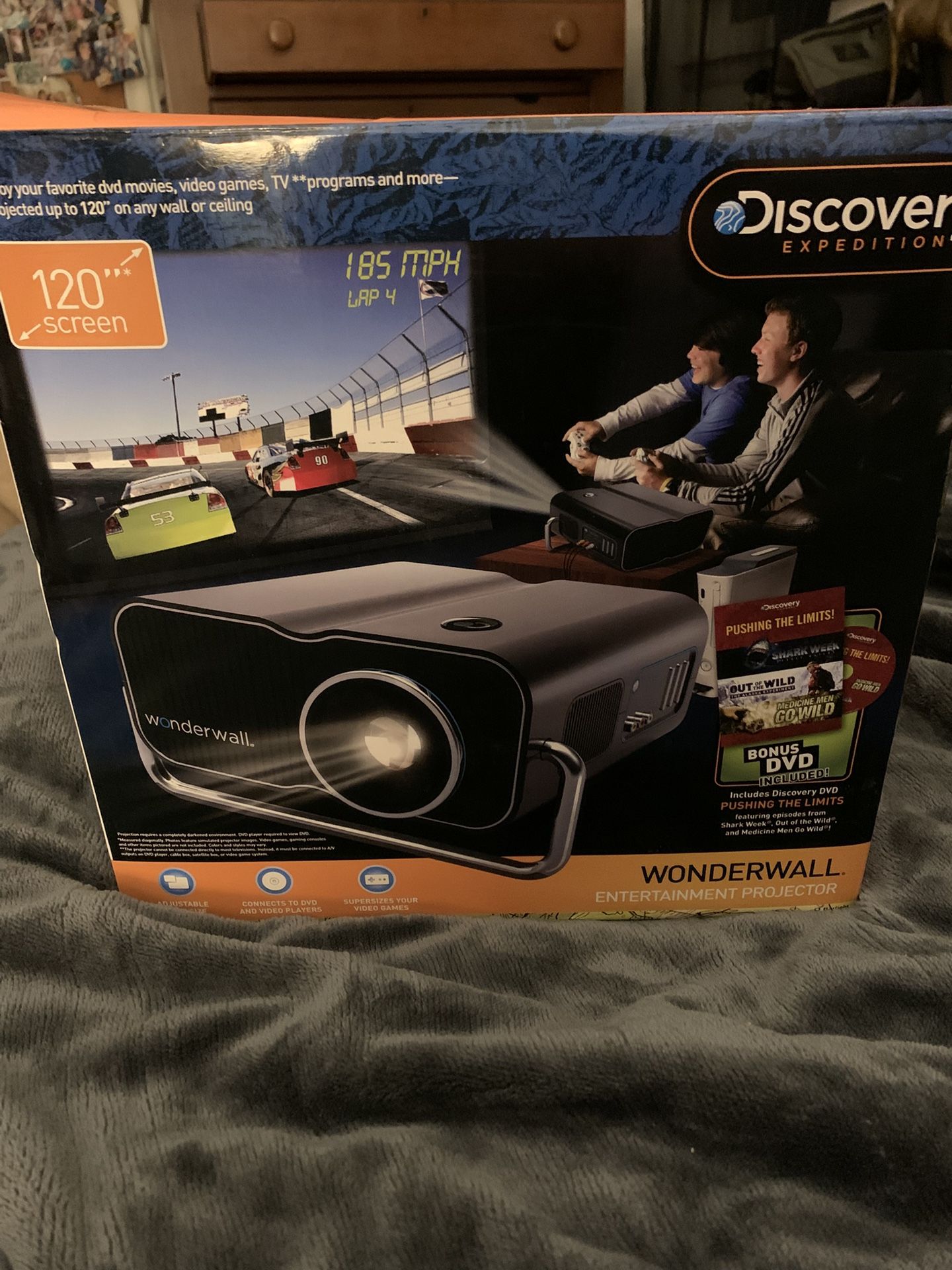 Projector With 120 Screen
