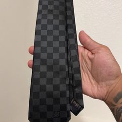 Louis Vuitton Damien Classique Tie