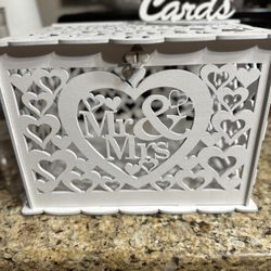 White Wooden Mr. & Mrs. Card and Gift Box