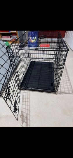 Black wire folding pretty crate with removable tray size medium