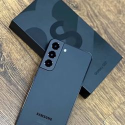 Samsung Galaxy S22 Plus Unlocked With Warranty ☺️ 