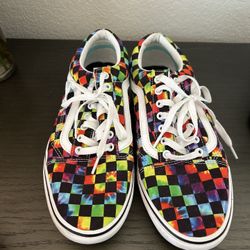 New Barely  Used Tye Dye Vans 