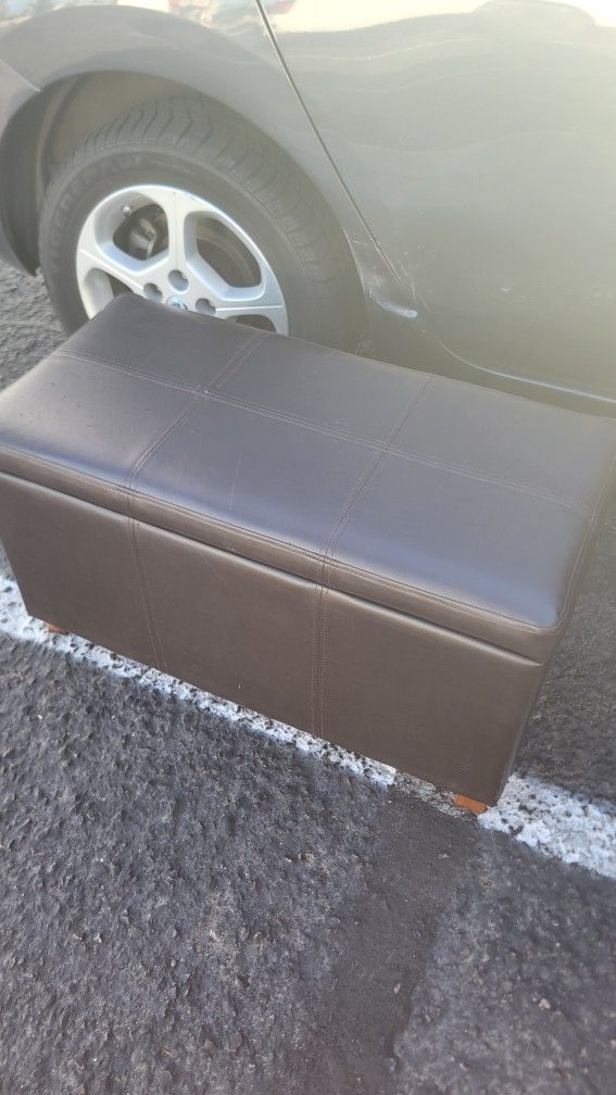 Storage Ottoman