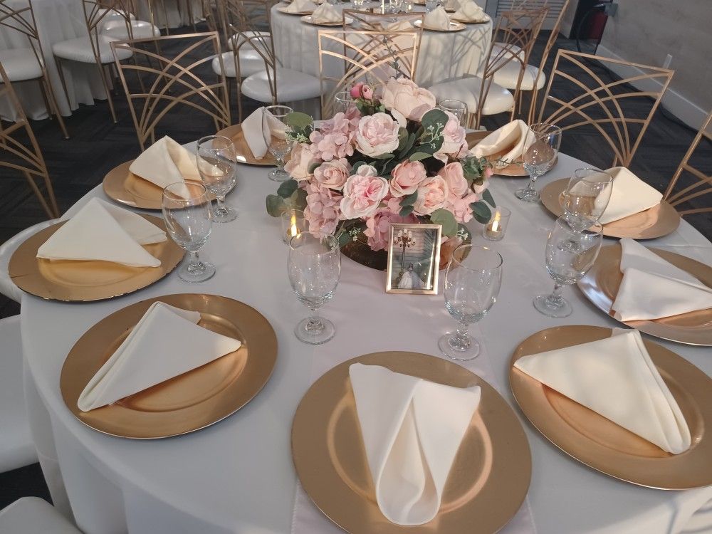 25 Beautiful Floral Centerpieces Tall And Shorter Ones $33 Each