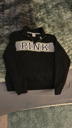 Women’s 1/2 Zip Sweatshirt By Pink