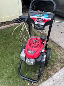 Simpson 3000 PSI Gas Pressure Washer Honda GCV160