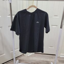 Alo Tshirt Size Small 