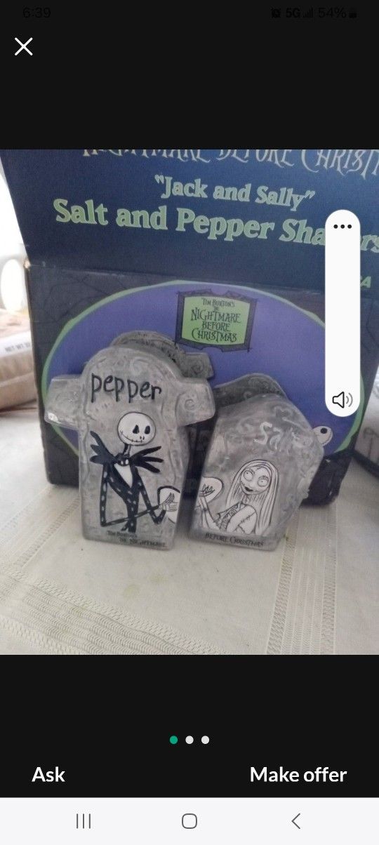 Salt & Pepper Shakers