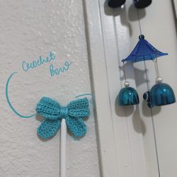 Crochet bow shaped hair pin