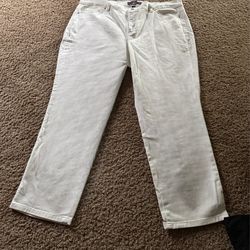 Gloria Vanderbilt White Denim Amanda Jeans, size 22W