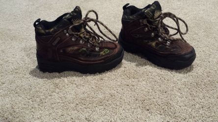 Waterproof boots size 13