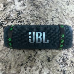 JBL FLIP 5 SPEAKER FOR SALE (No Box)