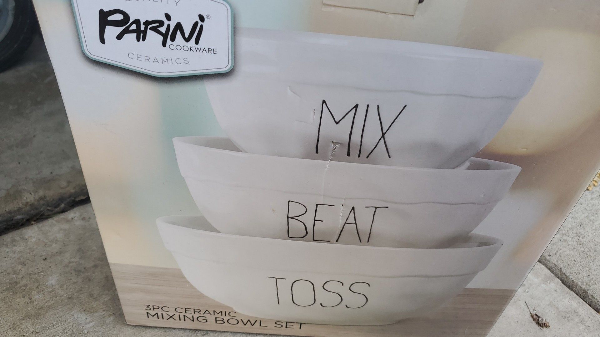 Ceramic mixing bowls