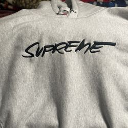Supreme Hoodie 