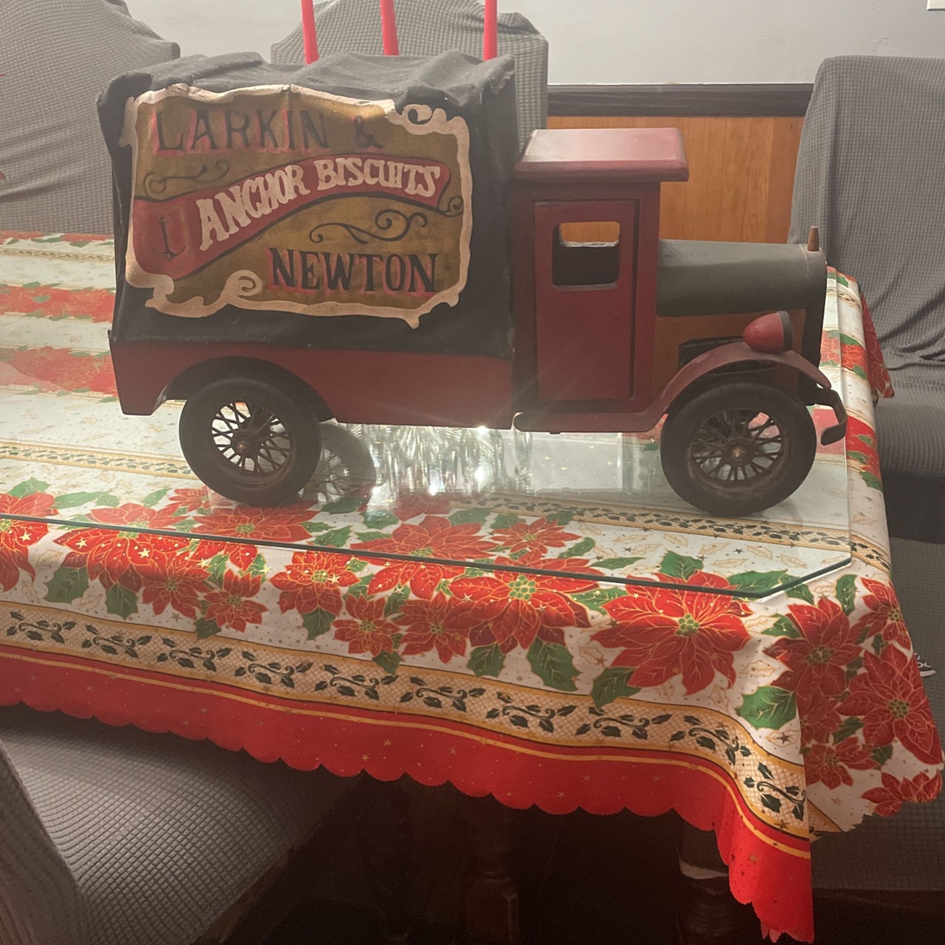 1920's Larkin & Newton Anchor Biscuits Truck for Sale in Chino, CA