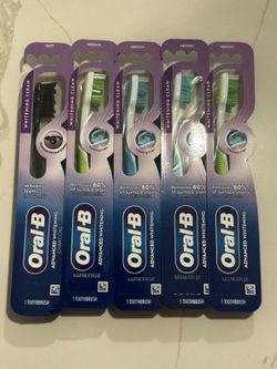 Oral b toothbrush