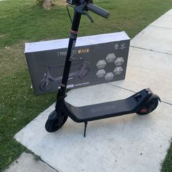 phantom electric scooter 15.5mph like new
