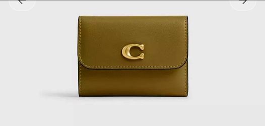 COACH Wallet Essential Card Holder